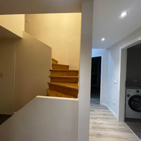 Lakeside Duplex * Tirana