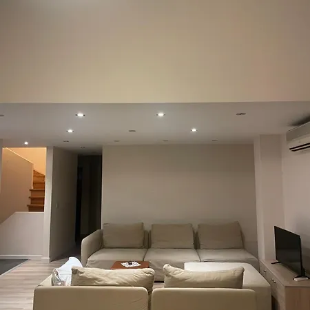 Lakeside Duplex Apartment